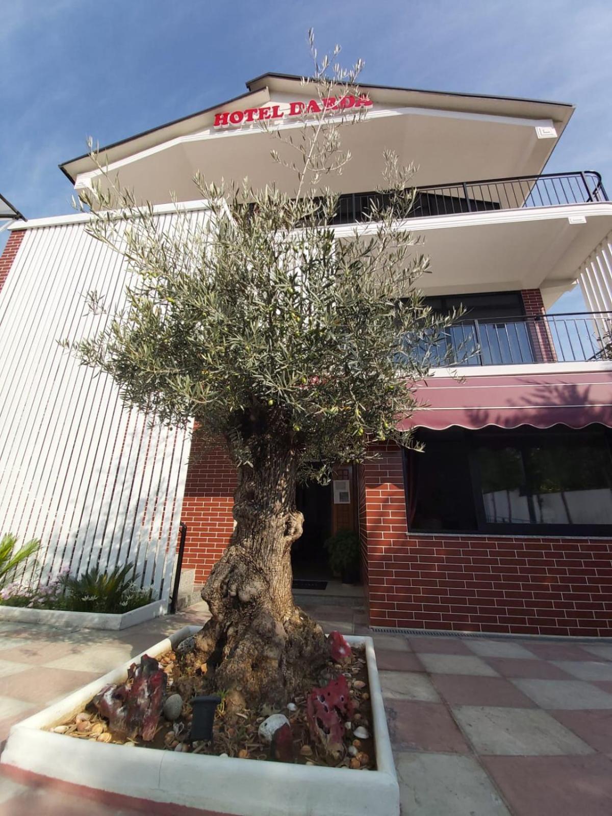 Hotel Darda Kamez Exterior foto